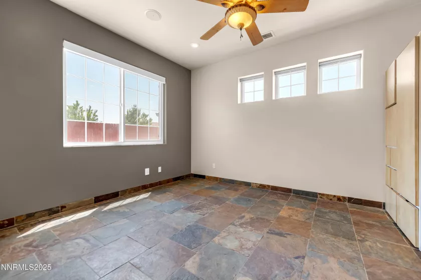 750 Zolezzi, Reno, Nevada 89511, 5 Bedrooms Bedrooms, ,4 BathroomsBathrooms,Residential,Residential,Zolezzi,250053292