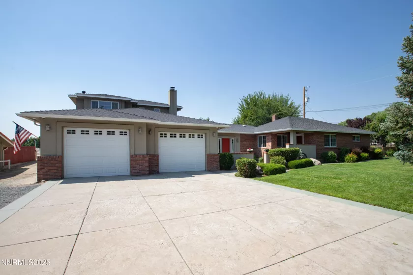 750 Zolezzi, Reno, Nevada 89511, 5 Bedrooms Bedrooms, ,4 BathroomsBathrooms,Residential,Residential,Zolezzi,250053292