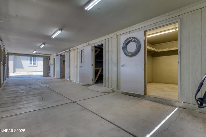750 Zolezzi, Reno, Nevada 89511, 5 Bedrooms Bedrooms, ,4 BathroomsBathrooms,Residential,Residential,Zolezzi,250053292