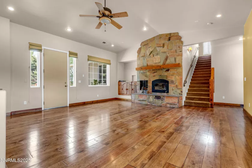 750 Zolezzi, Reno, Nevada 89511, 5 Bedrooms Bedrooms, ,4 BathroomsBathrooms,Residential,Residential,Zolezzi,250053292