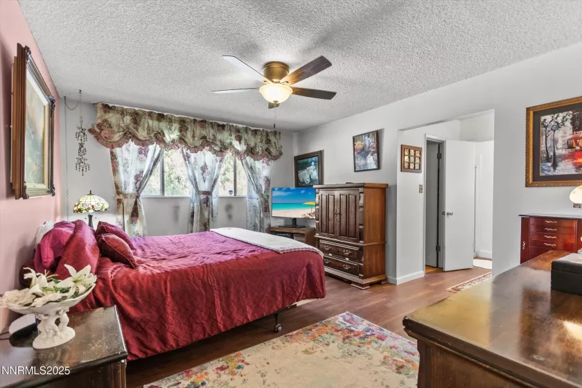13970 Rim Rock Drive, Reno, Nevada 89521, 3 Bedrooms Bedrooms, ,2 BathroomsBathrooms,Residential,Residential,Rim Rock Drive,250053293