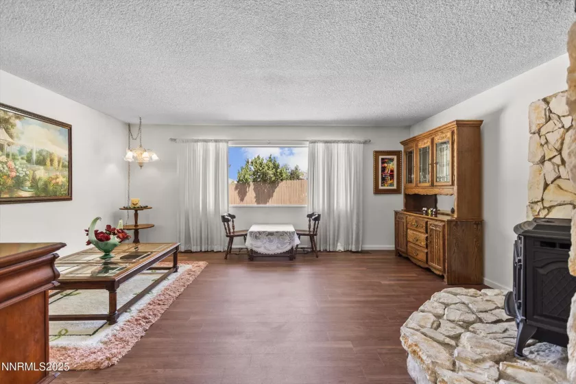 13970 Rim Rock Drive, Reno, Nevada 89521, 3 Bedrooms Bedrooms, ,2 BathroomsBathrooms,Residential,Residential,Rim Rock Drive,250053293