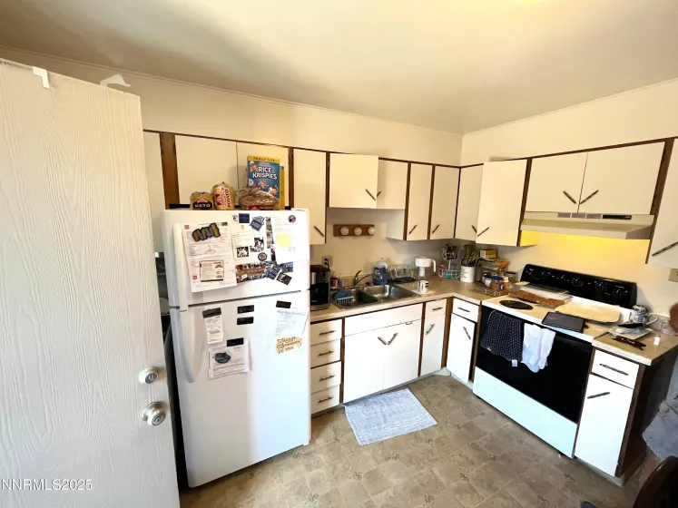 985 Taylor, Reno, Nevada 89502, ,Residential Income,Residential,Taylor,250053296