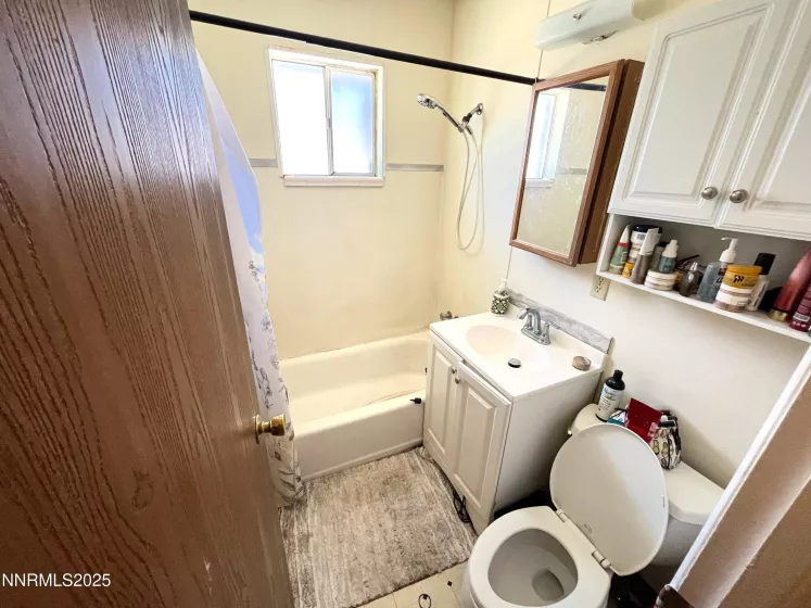 985 Taylor, Reno, Nevada 89502, ,Residential Income,Residential,Taylor,250053296