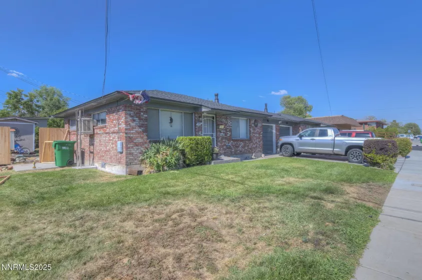 985 Taylor, Reno, Nevada 89502, ,Residential Income,Residential,Taylor,250053296