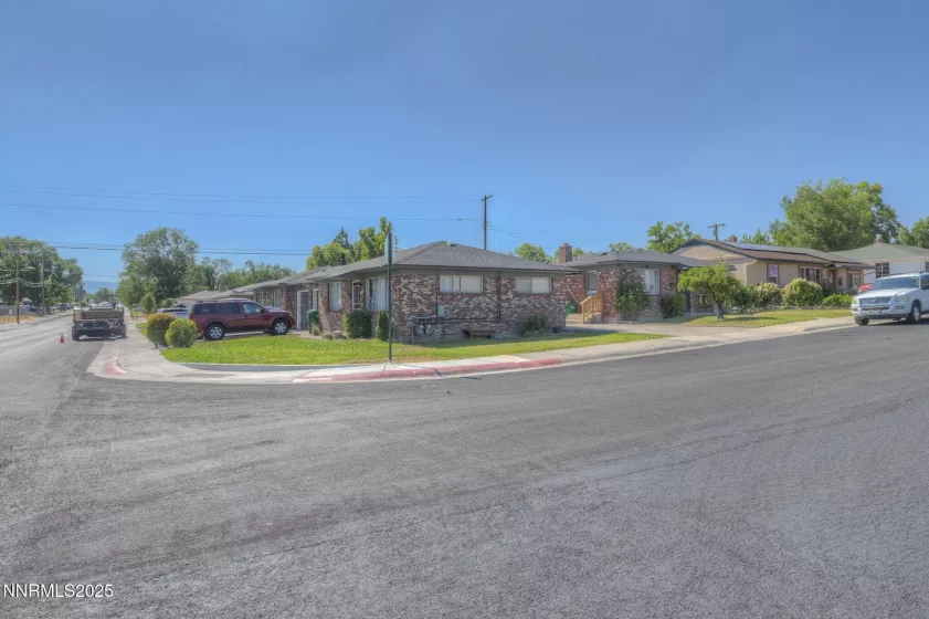 985 Taylor, Reno, Nevada 89502, ,Residential Income,Residential,Taylor,250053296