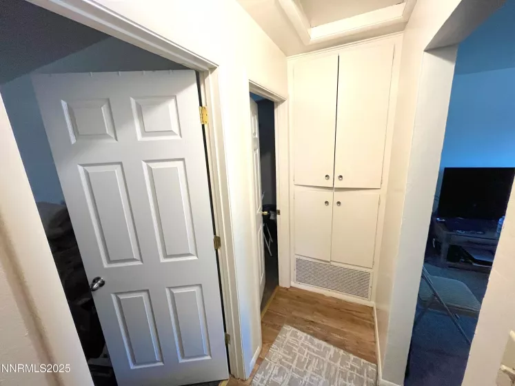 985 Taylor, Reno, Nevada 89502, ,Residential Income,Residential,Taylor,250053296