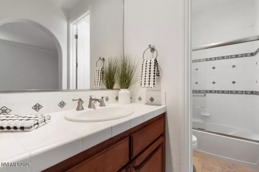 8675 Tom Kite, Reno, Nevada 89523, 3 Bedrooms Bedrooms, ,4 BathroomsBathrooms,Residential,Residential,Tom Kite,250053295