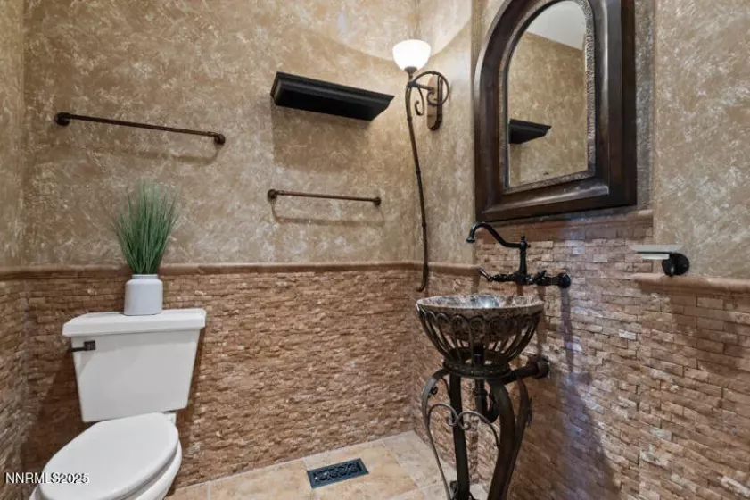 8675 Tom Kite, Reno, Nevada 89523, 3 Bedrooms Bedrooms, ,4 BathroomsBathrooms,Residential,Residential,Tom Kite,250053295