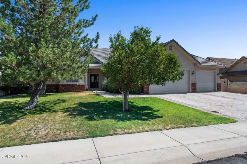 308 San Roma, Dayton, Nevada 89403, 3 Bedrooms Bedrooms, ,2 BathroomsBathrooms,Residential,Residential,San Roma,250053270