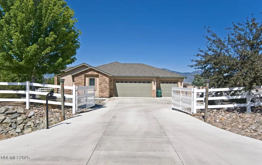 1572 Amber Rose, Minden, Nevada 89423, 3 Bedrooms Bedrooms, ,3 BathroomsBathrooms,Residential,Residential,Amber Rose,250053274