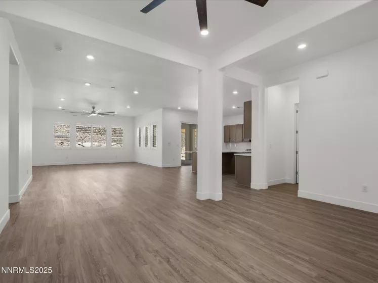 11640 Crosby, Sparks, Nevada 89441, 4 Bedrooms Bedrooms, ,5 BathroomsBathrooms,Residential,Residential,Crosby,250053277