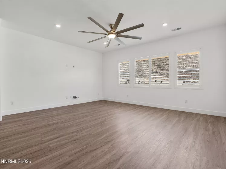 11640 Crosby, Sparks, Nevada 89441, 4 Bedrooms Bedrooms, ,5 BathroomsBathrooms,Residential,Residential,Crosby,250053277