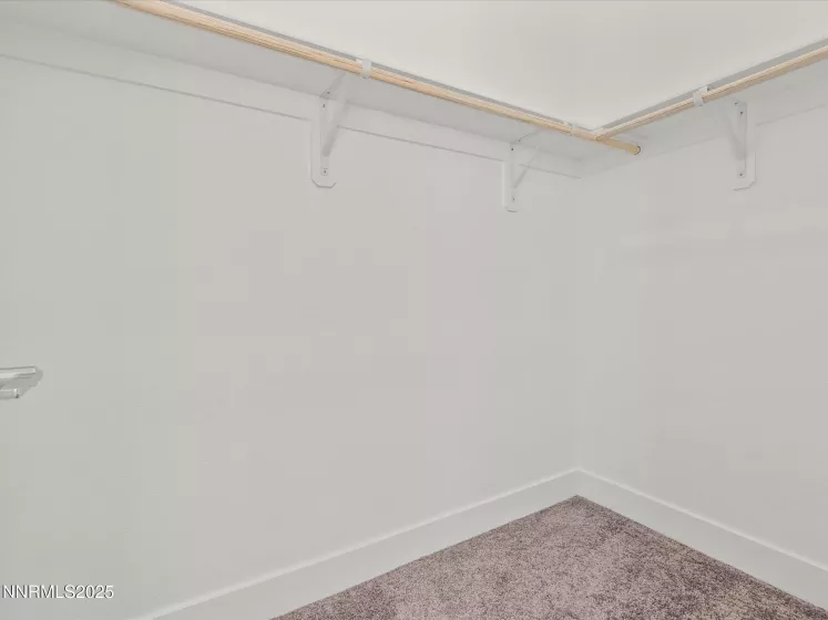 11640 Crosby, Sparks, Nevada 89441, 4 Bedrooms Bedrooms, ,5 BathroomsBathrooms,Residential,Residential,Crosby,250053277