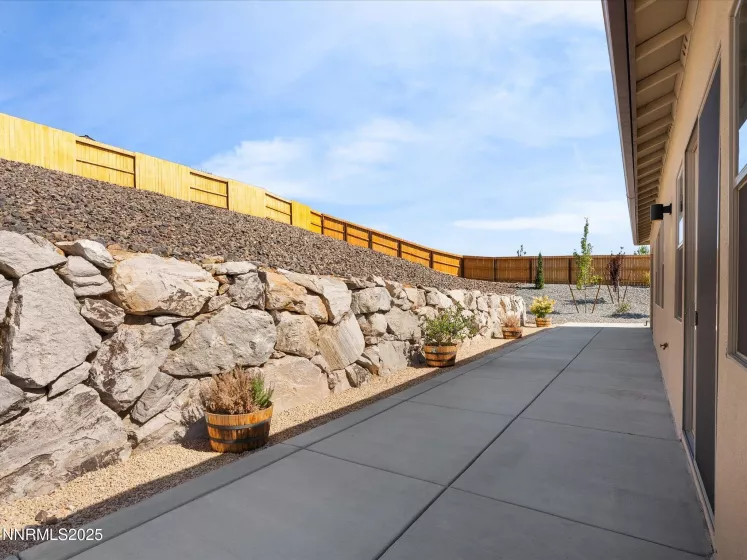 11640 Crosby, Sparks, Nevada 89441, 4 Bedrooms Bedrooms, ,5 BathroomsBathrooms,Residential,Residential,Crosby,250053277