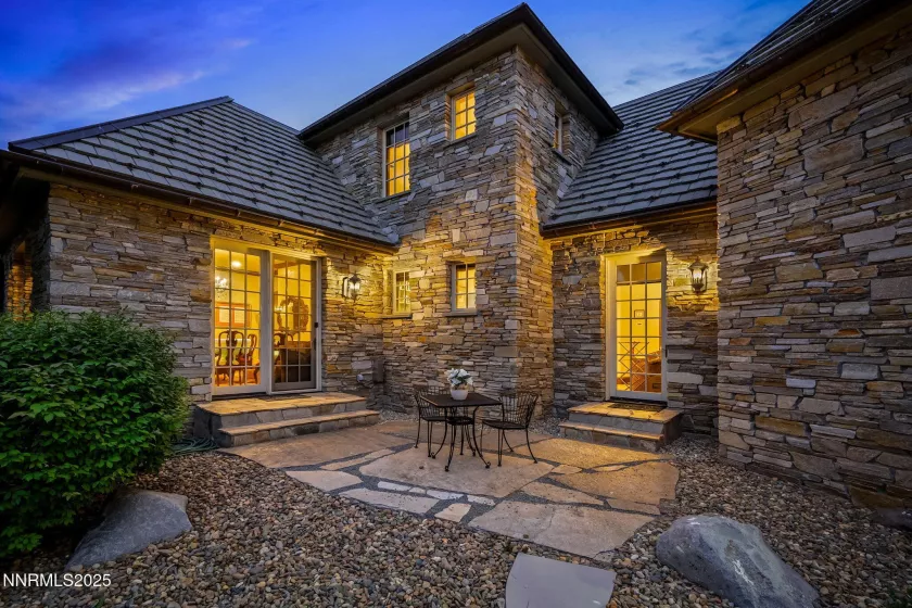8741 Lakeside, Reno, Nevada 89511, 4 Bedrooms Bedrooms, ,7 BathroomsBathrooms,Residential,Residential,Lakeside,250053279