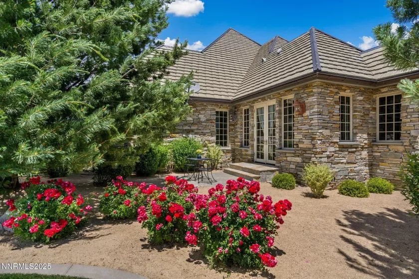 8741 Lakeside, Reno, Nevada 89511, 4 Bedrooms Bedrooms, ,7 BathroomsBathrooms,Residential,Residential,Lakeside,250053279