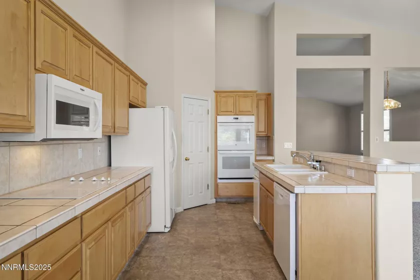 1850 Almonte, Sparks, Nevada 89436, 4 Bedrooms Bedrooms, ,2 BathroomsBathrooms,Residential,Residential,Almonte,250053281