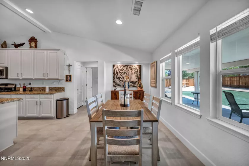 7718 Rhythm, Sparks, Nevada 89436, 4 Bedrooms Bedrooms, ,3 BathroomsBathrooms,Residential,Residential,Rhythm,250053287
