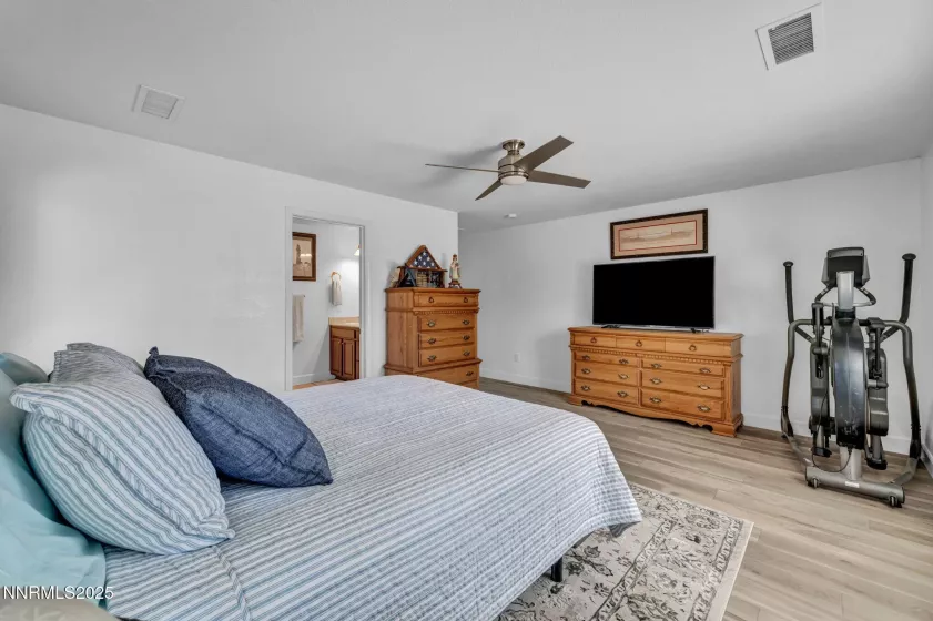 7718 Rhythm, Sparks, Nevada 89436, 4 Bedrooms Bedrooms, ,3 BathroomsBathrooms,Residential,Residential,Rhythm,250053287