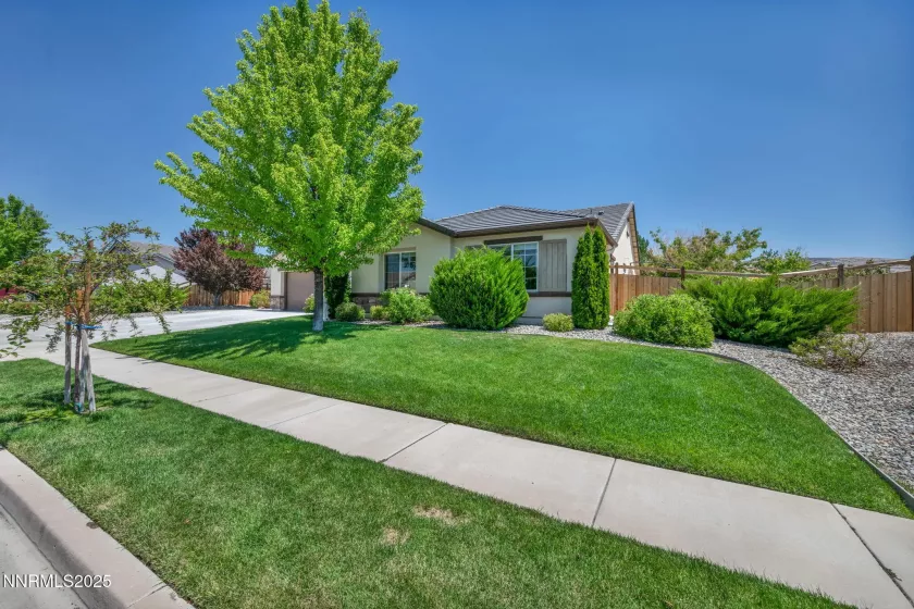 7718 Rhythm, Sparks, Nevada 89436, 4 Bedrooms Bedrooms, ,3 BathroomsBathrooms,Residential,Residential,Rhythm,250053287