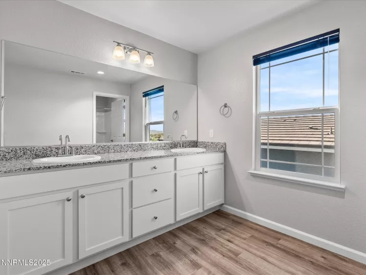 14212 Tuscan Sun, Reno, Nevada 89511, 4 Bedrooms Bedrooms, ,3 BathroomsBathrooms,Residential,Residential,Tuscan Sun,250053304