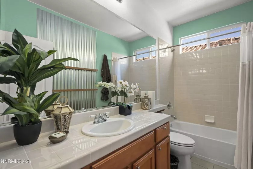 2520 Country Falls, Reno, Nevada 89521, 3 Bedrooms Bedrooms, ,2 BathroomsBathrooms,Residential,Residential,Country Falls,250053307