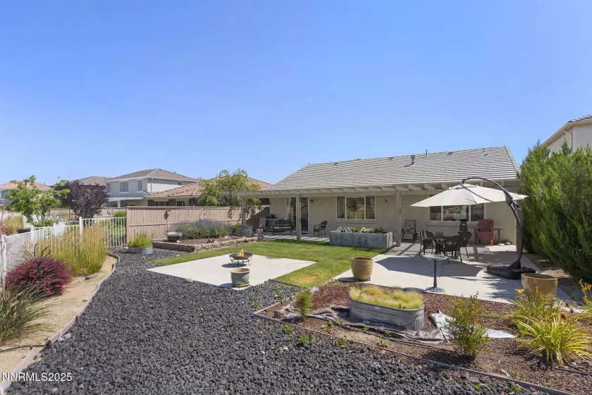 2520 Country Falls, Reno, Nevada 89521, 3 Bedrooms Bedrooms, ,2 BathroomsBathrooms,Residential,Residential,Country Falls,250053307