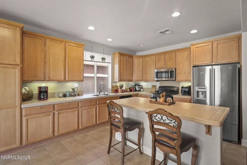 2520 Country Falls, Reno, Nevada 89521, 3 Bedrooms Bedrooms, ,2 BathroomsBathrooms,Residential,Residential,Country Falls,250053307