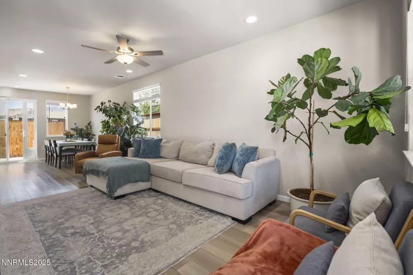 3571 Penn National, Reno, Nevada 89512, 3 Bedrooms Bedrooms, ,3 BathroomsBathrooms,Residential,Residential,Penn National,250053311