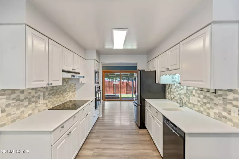 1095 Maplewood, Reno, Nevada 89509, 3 Bedrooms Bedrooms, ,2 BathroomsBathrooms,Residential,Residential,Maplewood,250053283