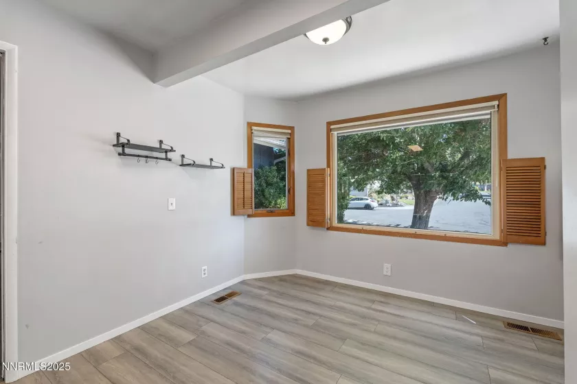 1095 Maplewood, Reno, Nevada 89509, 3 Bedrooms Bedrooms, ,2 BathroomsBathrooms,Residential,Residential,Maplewood,250053283