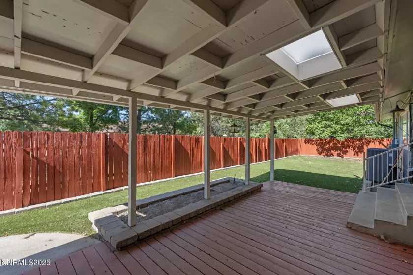 1095 Maplewood, Reno, Nevada 89509, 3 Bedrooms Bedrooms, ,2 BathroomsBathrooms,Residential,Residential,Maplewood,250053283