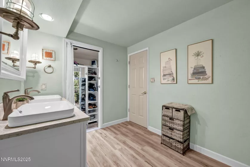 3495 Plumb, Reno, Nevada 89509, 3 Bedrooms Bedrooms, ,2 BathroomsBathrooms,Residential,Residential,Plumb,250053313