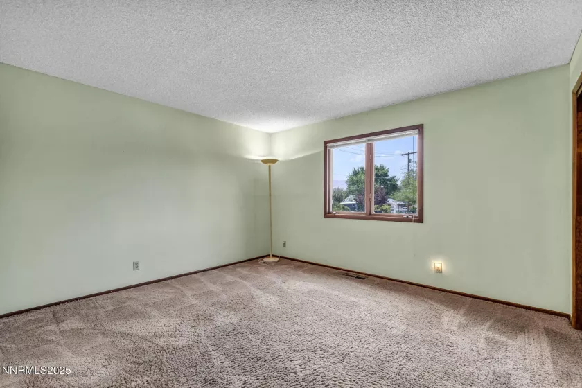1725 Aquila, Reno, Nevada 89509, 4 Bedrooms Bedrooms, ,3 BathroomsBathrooms,Residential,Residential,Aquila,250053315