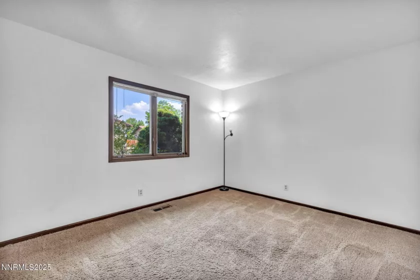 1725 Aquila, Reno, Nevada 89509, 4 Bedrooms Bedrooms, ,3 BathroomsBathrooms,Residential,Residential,Aquila,250053315