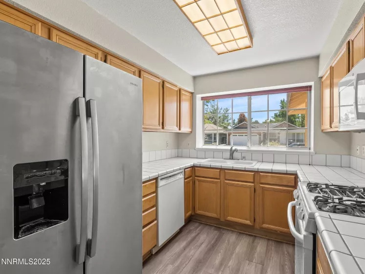 4070 Quinn, Carson City, Nevada 89701, 3 Bedrooms Bedrooms, ,3 BathroomsBathrooms,Residential,Residential,Quinn,250053317