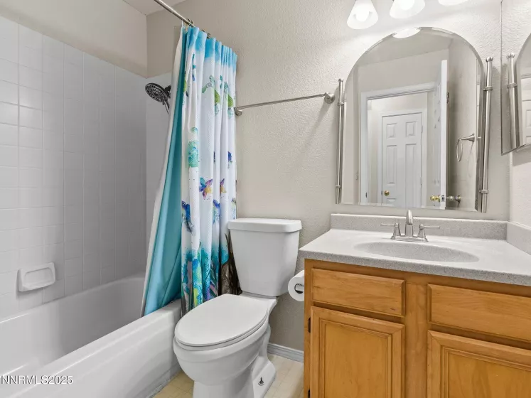 4070 Quinn, Carson City, Nevada 89701, 3 Bedrooms Bedrooms, ,3 BathroomsBathrooms,Residential,Residential,Quinn,250053317