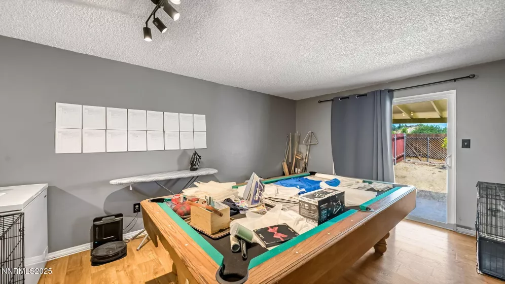 1002 Glen Meadow, Sparks, Nevada 89434, 3 Bedrooms Bedrooms, ,2 BathroomsBathrooms,Residential,Residential,Glen Meadow,250053318