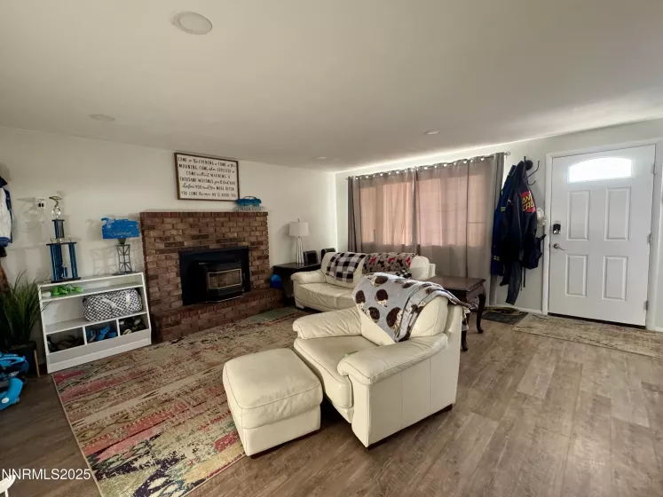 7255 Allen, Winnemucca, Nevada 89445, 3 Bedrooms Bedrooms, ,2 BathroomsBathrooms,Residential,Residential,Allen,250053326
