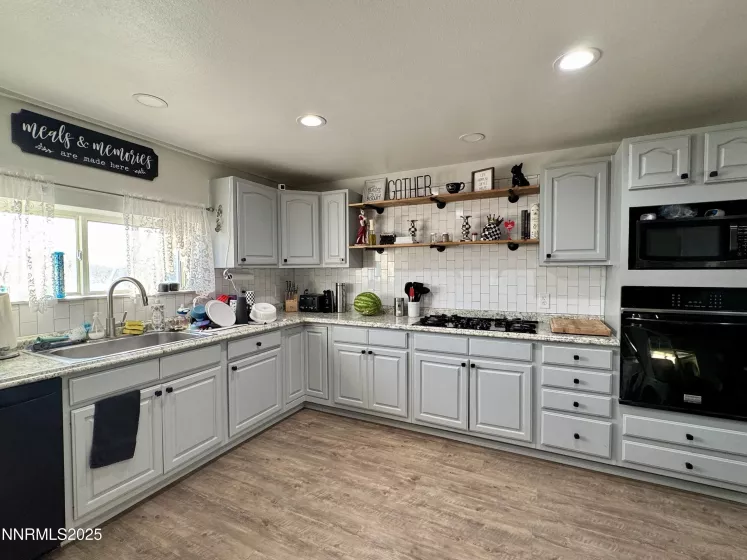 7255 Allen, Winnemucca, Nevada 89445, 3 Bedrooms Bedrooms, ,2 BathroomsBathrooms,Residential,Residential,Allen,250053326