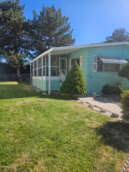 675 Parlanti Lane 101, Sparks, Nevada 89434, 2 Bedrooms Bedrooms, 10 Rooms Rooms,2 BathroomsBathrooms,Manufactured,Residential,101,Parlanti,250053329
