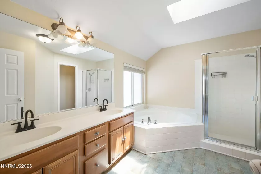 9005 Spanish Trail, Sparks, Nevada 89441, 3 Bedrooms Bedrooms, ,2 BathroomsBathrooms,Residential,Residential,Spanish Trail,250053329
