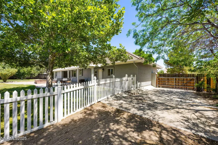 9005 Spanish Trail, Sparks, Nevada 89441, 3 Bedrooms Bedrooms, ,2 BathroomsBathrooms,Residential,Residential,Spanish Trail,250053329