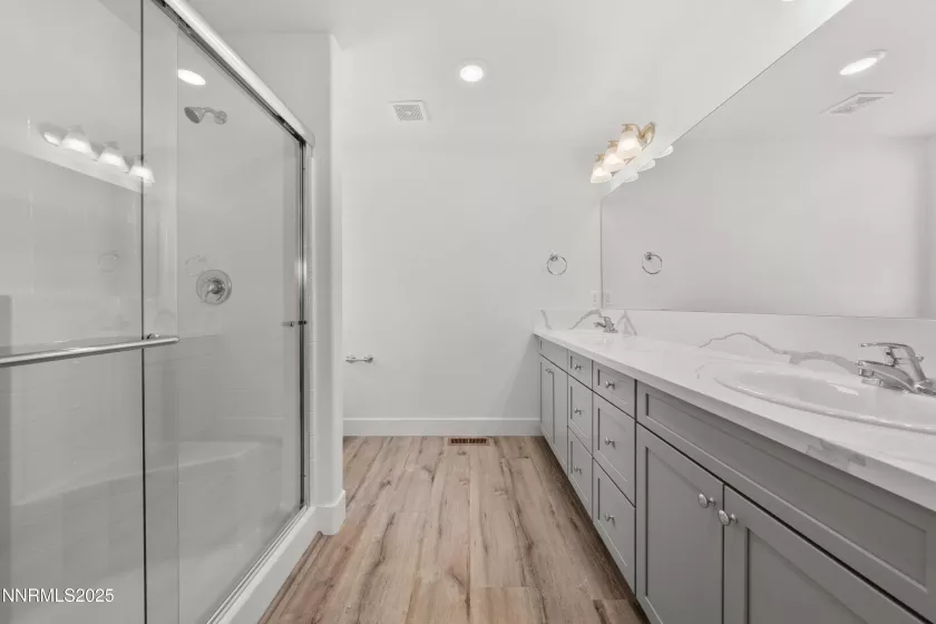 660 Emerald Lane, Battle Mountain, Nevada 89820, 3 Bedrooms Bedrooms, ,1 BathroomBathrooms,Residential,Residential,Emerald Lane,250053330