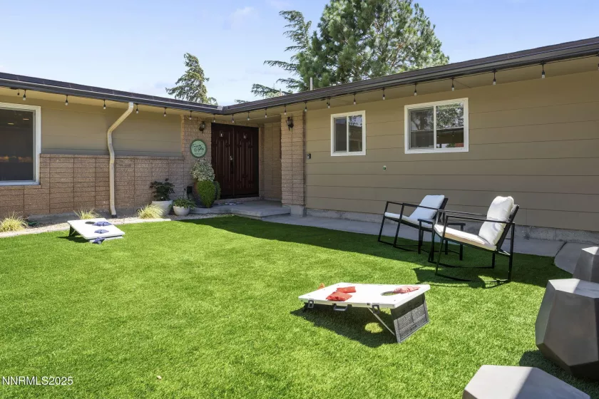 2080 Solari, Reno, Nevada 89509, 4 Bedrooms Bedrooms, ,3 BathroomsBathrooms,Residential,Residential,Solari,250051717