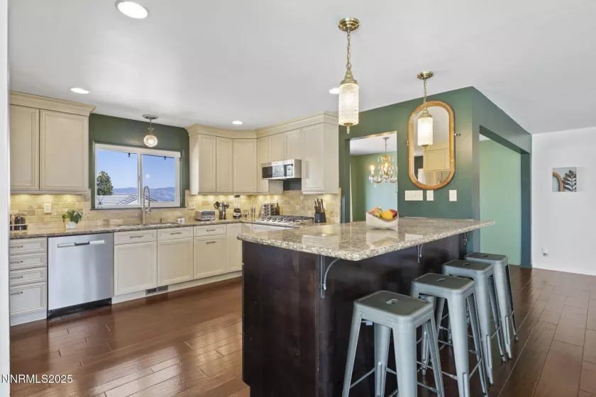 2080 Solari, Reno, Nevada 89509, 4 Bedrooms Bedrooms, ,3 BathroomsBathrooms,Residential,Residential,Solari,250051717