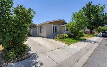 670 Ruby Creek, Reno, Nevada 89506, 3 Bedrooms Bedrooms, ,2 BathroomsBathrooms,Residential,Residential,Ruby Creek,250053332