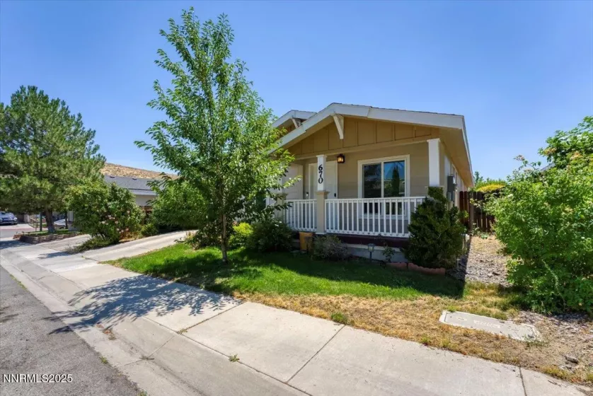 670 Ruby Creek, Reno, Nevada 89506, 3 Bedrooms Bedrooms, ,2 BathroomsBathrooms,Residential,Residential,Ruby Creek,250053332