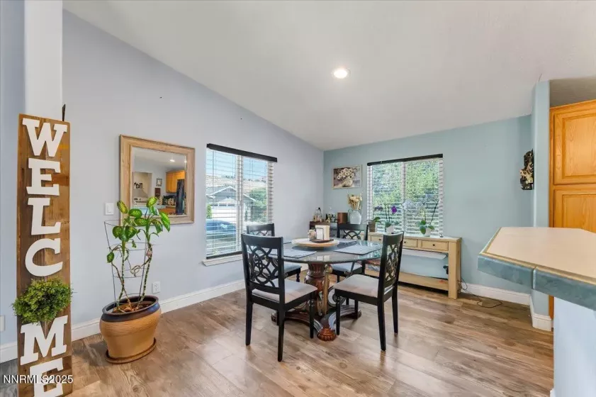 670 Ruby Creek, Reno, Nevada 89506, 3 Bedrooms Bedrooms, ,2 BathroomsBathrooms,Residential,Residential,Ruby Creek,250053332